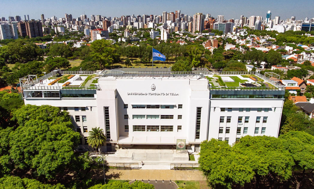 Universidad Torcuato Di Tella - Cuzzuol